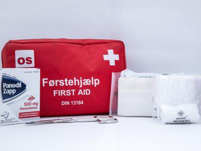 Medicin og førstehjælpstaske