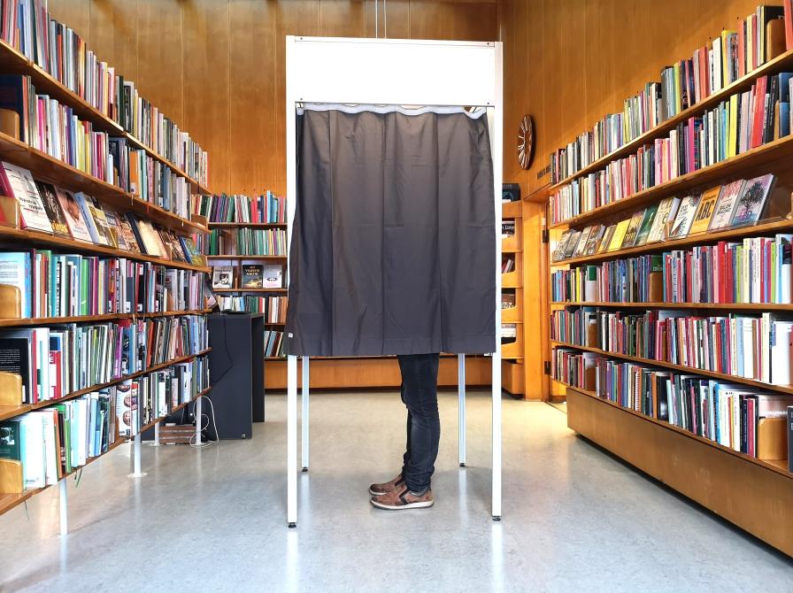Stemmeboks på Nyborg Bibliotek